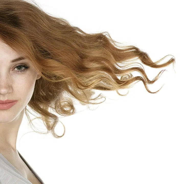 Chute de cheveux post-partum : comment y remédier ?